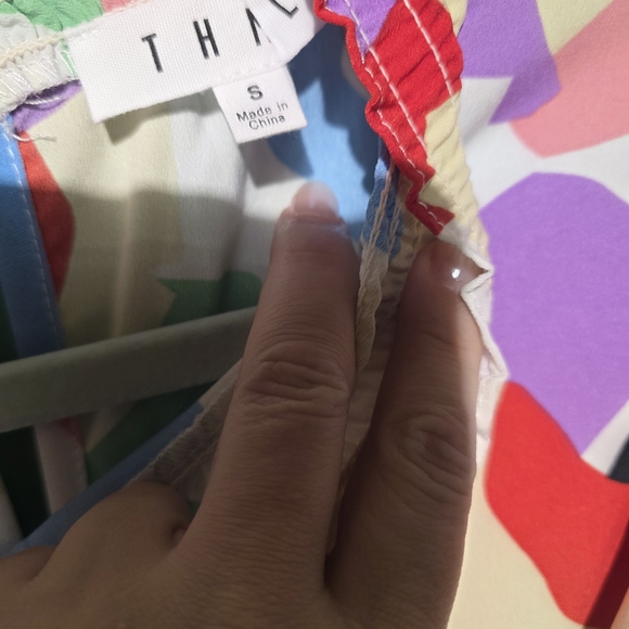 THML Colorful Ruffle Sleeve Women's Top Size Small PTP 20 Length 24 - Picture 5 of 5